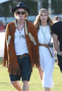 Coachella-2015-Mens-Style-Picture-Cody-Simpson